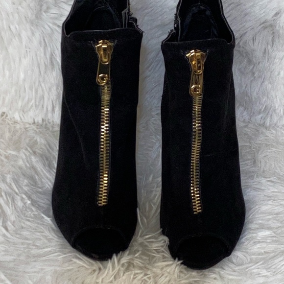 Black Open Toed Booties - Picture 1 of 5